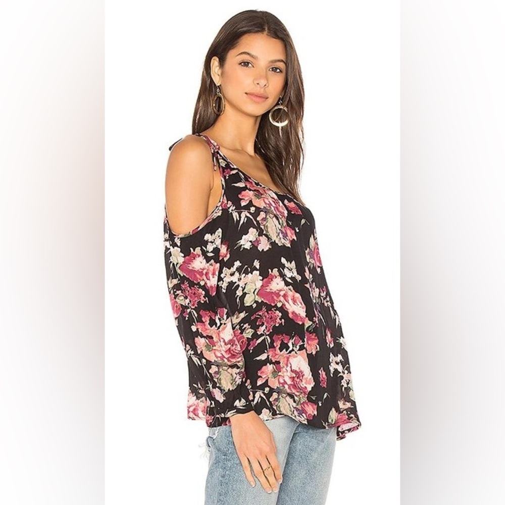 Joie Jilette Long Sleeve Floral Print Silk Cold Shoulder Top in Cavier Size XS - Picture 2 of 11
